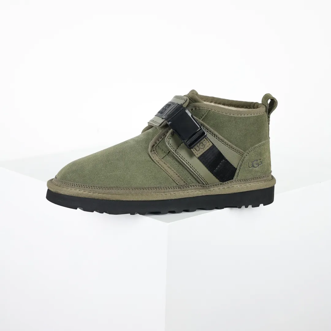 Copywriting price 💰660 Core recommendation Good price Platform foreign trade exclusive UGG Neumel Snapback men's snow boots 1118570 Foreign trade platform Z-exclusive high-end retail quality Produced by ten-year-old brand shoemaking foundry production line Pay attention to every detail Longfeng A-grade genuine sheep fur integrated Made in full compliance with the ZP process Size: 39 40 41 42 43 44
